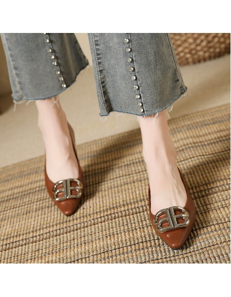 New metal buckle pointed toe patent leather low heel single shoe double B fashionable versatile shoes